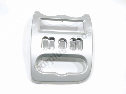 Used Middle console DACIA SANDERO 1.5 dCi (86 hp) 30991879