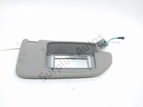 Used Right sun visor Right sun visor 31002782 31002782