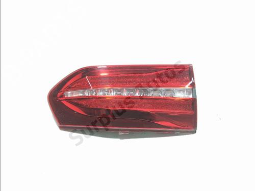 Højre baglygte bagklap Højre baglygte bagklap MERCEDES-BENZ E-CLASS T-Model (S213) E 220 d (213.204) (194 hp) 36832107 36832107