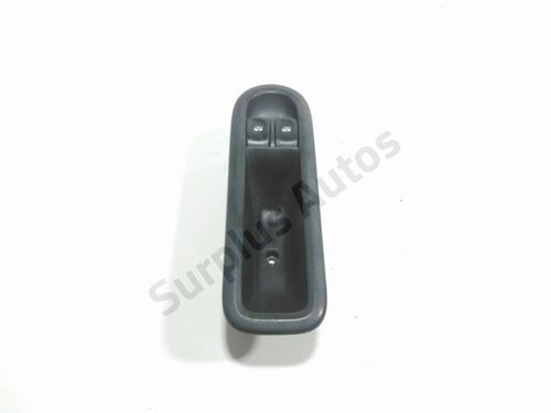 Used Left front window switch RENAULT CLIO III (BR0/1, CR0/1) 1.5 dCi (75 hp) 29858736