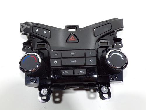 Climate control CHEVROLET CRUZE Hatchback (J305) 1.7 D | BP37766927I5 - Image 1