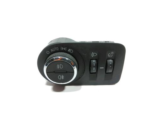 Commande de phare Commande de phare OPEL CORSA E (X15) 1.4 Turbo (08, 68) (101 hp) 28228618 28228618