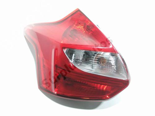 Used Left taillight FORD FOCUS III 1.6 Ti (105 hp) 31058637