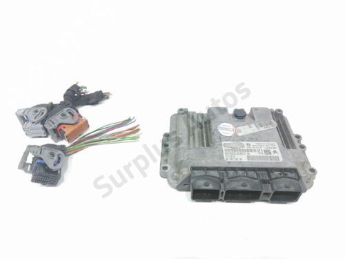 Calculateur moteur (ecu) PEUGEOT 206 Hatchback (2A/C) 1.4 HDi eco 70 (68 hp) 29579525