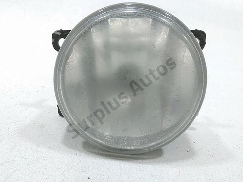 Used Right front fog light Right front fog light 39548562 39548562