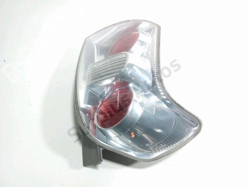 Venstre baglygte TOYOTA COROLLA Verso (ZER_, ZZE12_, R1_) 2.2 D-4D (AUR10_, AUR10R) (136 hp) 30742183