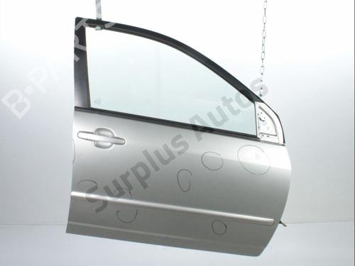 Used Right front door TOYOTA COROLLA (_E12_) 2.0 D-4D (CDE120R, CDE120L_) (116 hp) 30086499