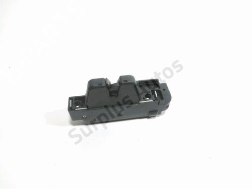 Used Tailgate lock PEUGEOT 407 (6D_) 2.0 HDi 135 (6DRHRH, 6DRHRE, 6DRHRG, 6DRHRJ) (136 hp) 29321665