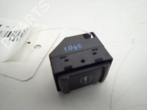Used Right front window switch Right front window switch 37772709 37772709