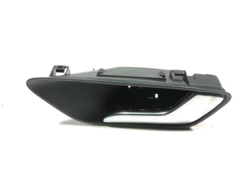 Used Rear right interior door handle Rear right interior door handle FORD FIESTA VII (HJ, HF) 1.1 Ti-VCT (86 hp) 37779681 37779681