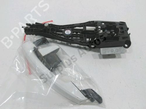front-right-exterior-door-handle-opel-meriva-b-mpv-s10-2010-2011-2012-2013-2014-2015-2016-2017-30995851 main image