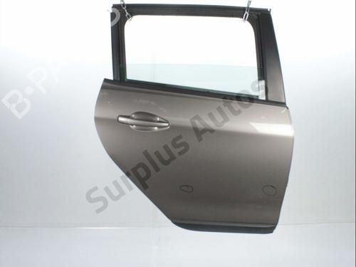 Used Right rear door PEUGEOT 2008 I (CU_) 1.2 VTi (82 hp) 29321639