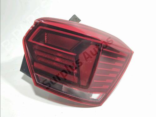 Farolim direito VW POLO VI (AW1, BZ1, AE1) 1.0 MPi (80 hp) 32356589