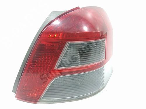 Used Right taillight Right taillight TOYOTA YARIS (_P9_) 1.33 VVT-i (NSP90_, NSP90R) (100 hp) 40214757 40214757