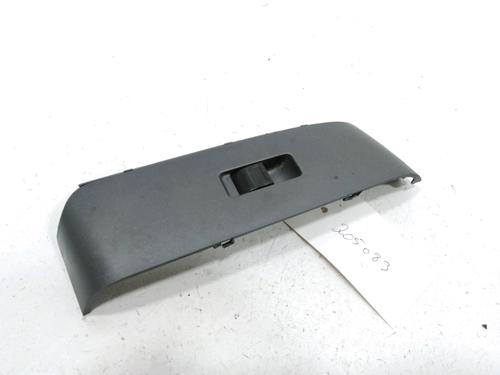 Used Right front window switch Right front window switch 37772933 37772933