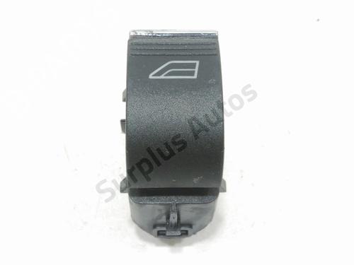 Used Left rear window switch Left rear window switch 31000590 31000590