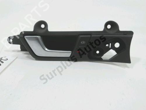 Used Front left interior door handle Front left interior door handle AUDI A4 B6 Convertible (8H7) 2.5 TDI (163 hp) 30996476 30996476