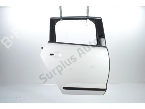 Używane Drzwi tylne prawe PEUGEOT 3008 I MPV (0U_) 2.0 HDi Hybrid4 (0URHCA) (200 hp) 30367566