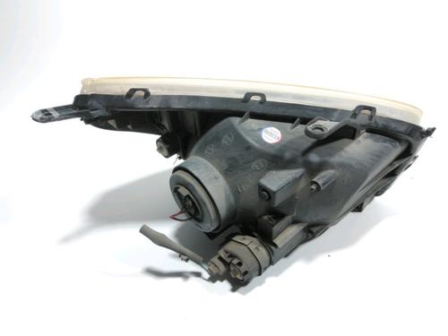 Faro izquierdo TOYOTA RAV 4 II (_A2_) 2.0 D 4WD (CLA20_, CLA21_, CLA20R, CLA21R) | BP28266684C28 