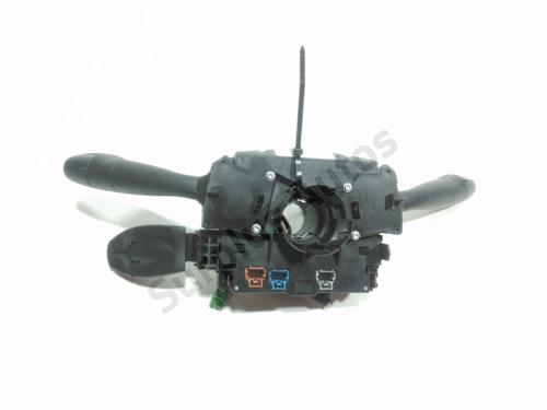 Steering wheel controls PEUGEOT 407 (6D_) 1.6 HDi 110 (6D9HZC, 6D9HYC) | BP28227489E15 