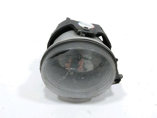 Used Left front fog light CHRYSLER GRAND VOYAGER V (RT) 2.8 CRD (163 hp) 31004613