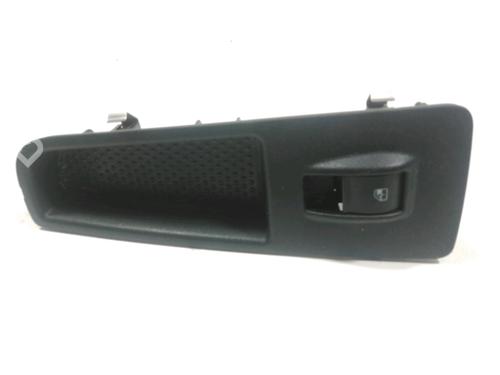 Used Right front window switch Right front window switch 28238407 28238407