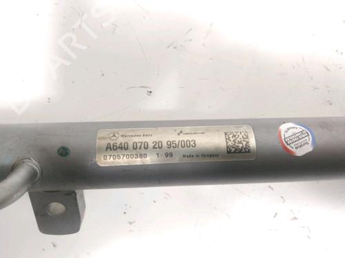 Used Injection rail Injection rail 37763176 37763176