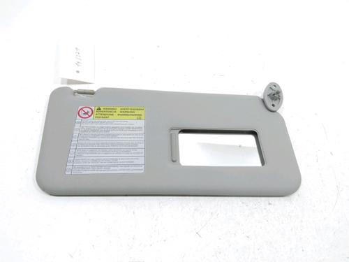Used Right sun visor Right sun visor 37784679 37784679