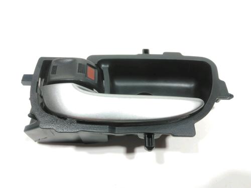Used Front left interior door handle Front left interior door handle TOYOTA AYGO (_B4_) 1.0 VVTi (KGB40) (72 hp) 28243130 28243130