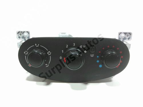 Commande Chauffage DACIA SANDERO II 1.0 SCe 75 (B8JC, B8JD, B8NC) (73 hp) 28228008