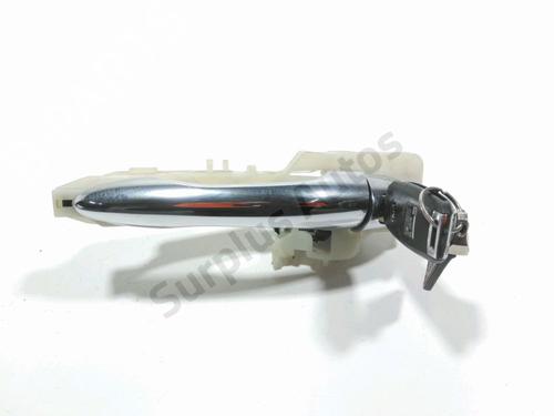 Used Front left exterior door handle KIA SPORTAGE III (SL) [2009-2017]  29580040