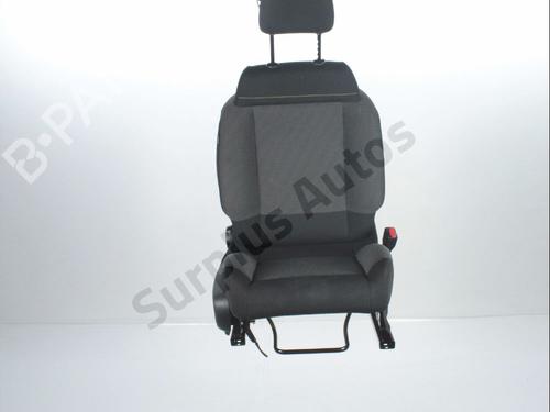 Used Right front seat Right front seat CITROËN C3 III (SX) 1.2 THP 110 (SXHNPS, SXHNZT, SXHNZ6) (110 hp) 28265224 28265224
