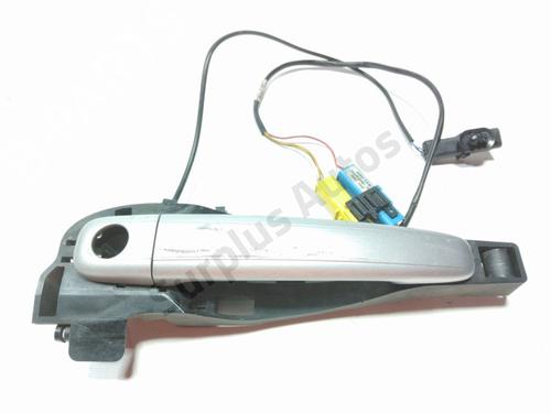 Used Front left exterior door handle Front left exterior door handle PEUGEOT 307 CC (3B) 2.0 HDi 135 (136 hp) 39706404 39706404