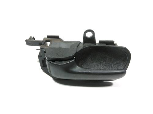 Used Front left interior door handle TOYOTA YARIS (_P1_) 1.4 D-4D (NLP10_, NLP10R) (75 hp) 28243135