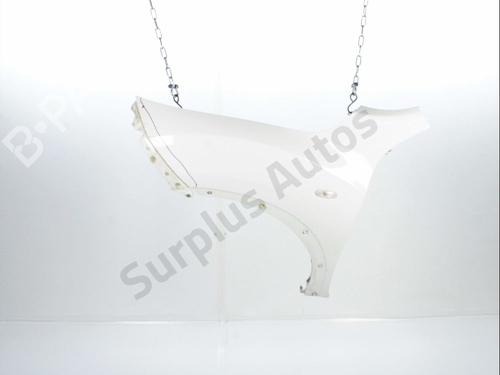 Used Left front fenders Left front fenders 37771730 37771730