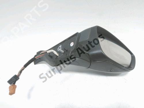 Used Right mirror Right mirror 39089200 39089200
