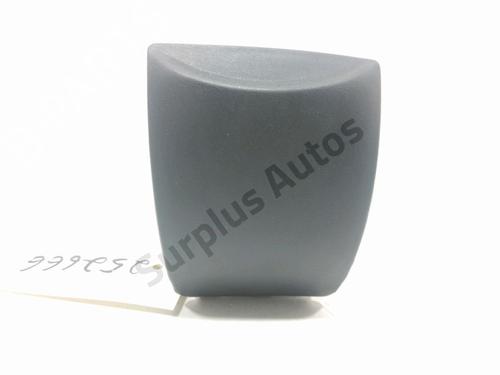 Cendrier Cendrier RENAULT CLIO II (BB_, CB_) 1.2 (BB0A, BB0F, BB10, BB1K, BB28, BB2D, BB2H, CB0A,... (58 hp) 36374279 36374279