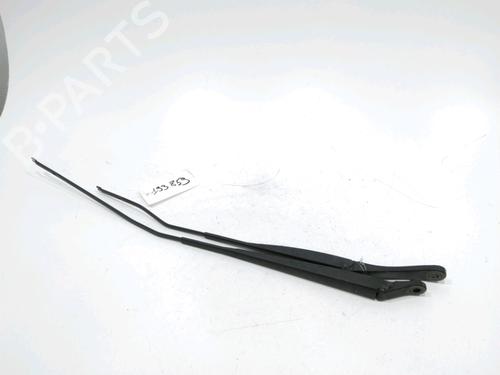 Used Front windshield wiper arm RENAULT CLIO III (BR0/1, CR0/1) 1.5 dCi (BR17, CR17) (86 hp) 31007742