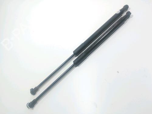 Used Tailgate lift support TOYOTA YARIS (_P13_) 1.0 (KSP130) (72 hp) 28261175