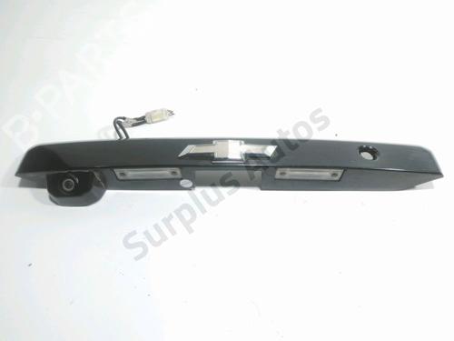 Used Tailgate handle CHEVROLET CAPTIVA (C100, C140) 2.2 D 4WD (184 hp) 31350793