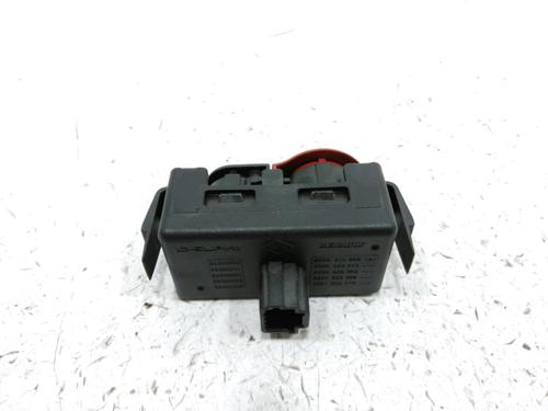 Warning switch RENAULT CLIO III Grandtour (KR0/1_) 1.5 dCi (KR0G) | BP30989933I22 - Image 2