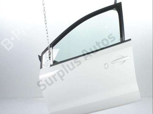 Used Left front door VW POLO V (6R1, 6C1) 1.0 (60 hp) 31868285