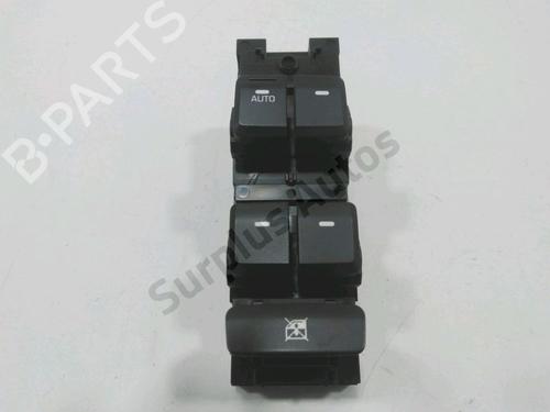 Used Left front window switch Left front window switch HYUNDAI i20 II (GB, IB) 1.1 CRDi (75 hp) 33421258 33421258