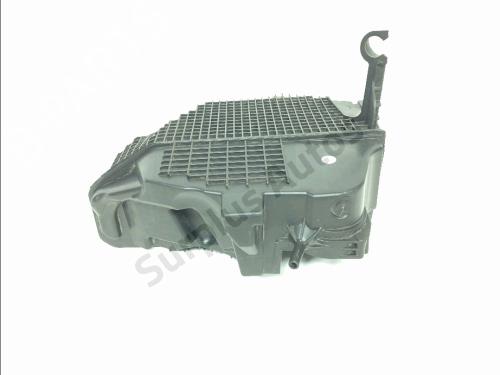 Used Air filter box Air filter box RENAULT CLIO IV (BH_) 1.5 dCi 75 (75 hp) 40620354 40620354