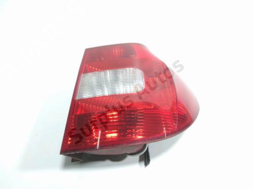 right-taillight-skoda-yeti-5l-2009-2010-2011-2012-2013-2014-2015-2016-2017-37788535 main image