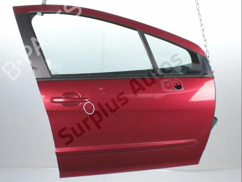 Used Right front door Right front door 37712120 37712120
