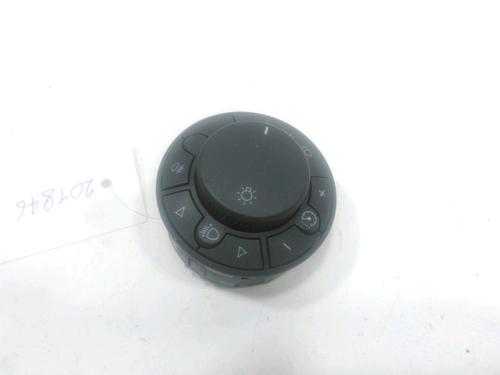 Used Headlight switch Headlight switch 37768476 37768476