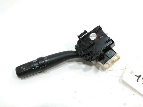 Used Headlight switch TOYOTA AVENSIS (_T25_) 2.2 D-4D (ADT251_, ADT251R) (150 hp) 30989034