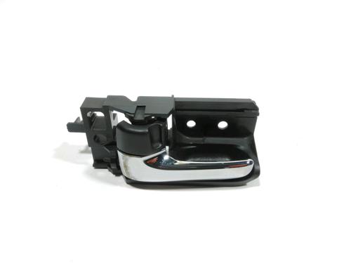Used Rear left interior door handle TOYOTA AVENSIS (_T25_) 2.0 D-4D (ADT250_, ADT250R) (126 hp) 28252790