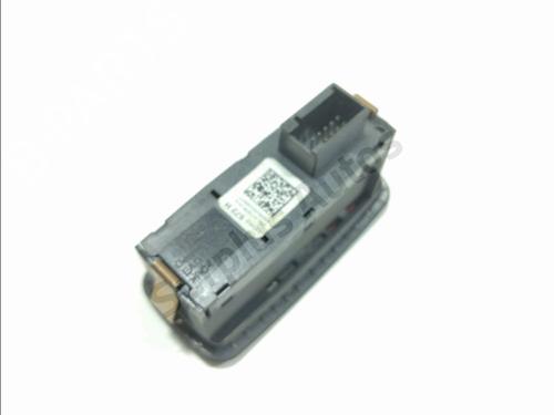 Warning switch AUDI A1 Sportback (8XA, 8XF) 1.0 TFSI | BP36464604I22 - Image 3
